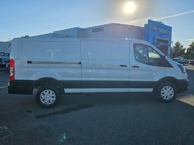 Used 2024 Ford E-Transit Low Roof RWD image 7