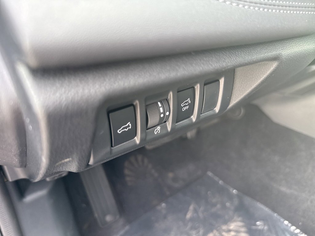 New 2025 Subaru Outback Touring XT image 11