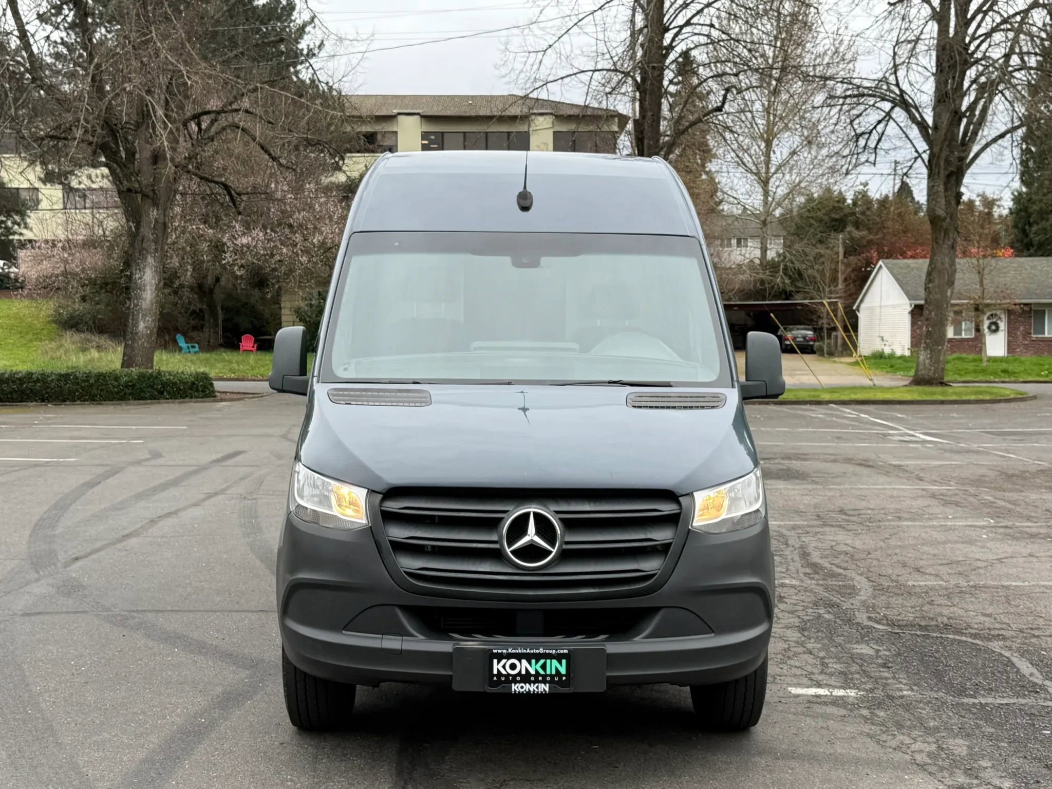 Used 2019 Mercedes-Benz Sprinter 144 image 10