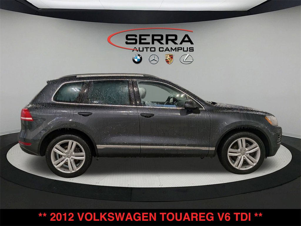 Used 2012 Volkswagen Touareg Sport image 12