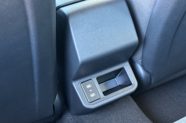 New 2026 Kia K4 FWD image 15