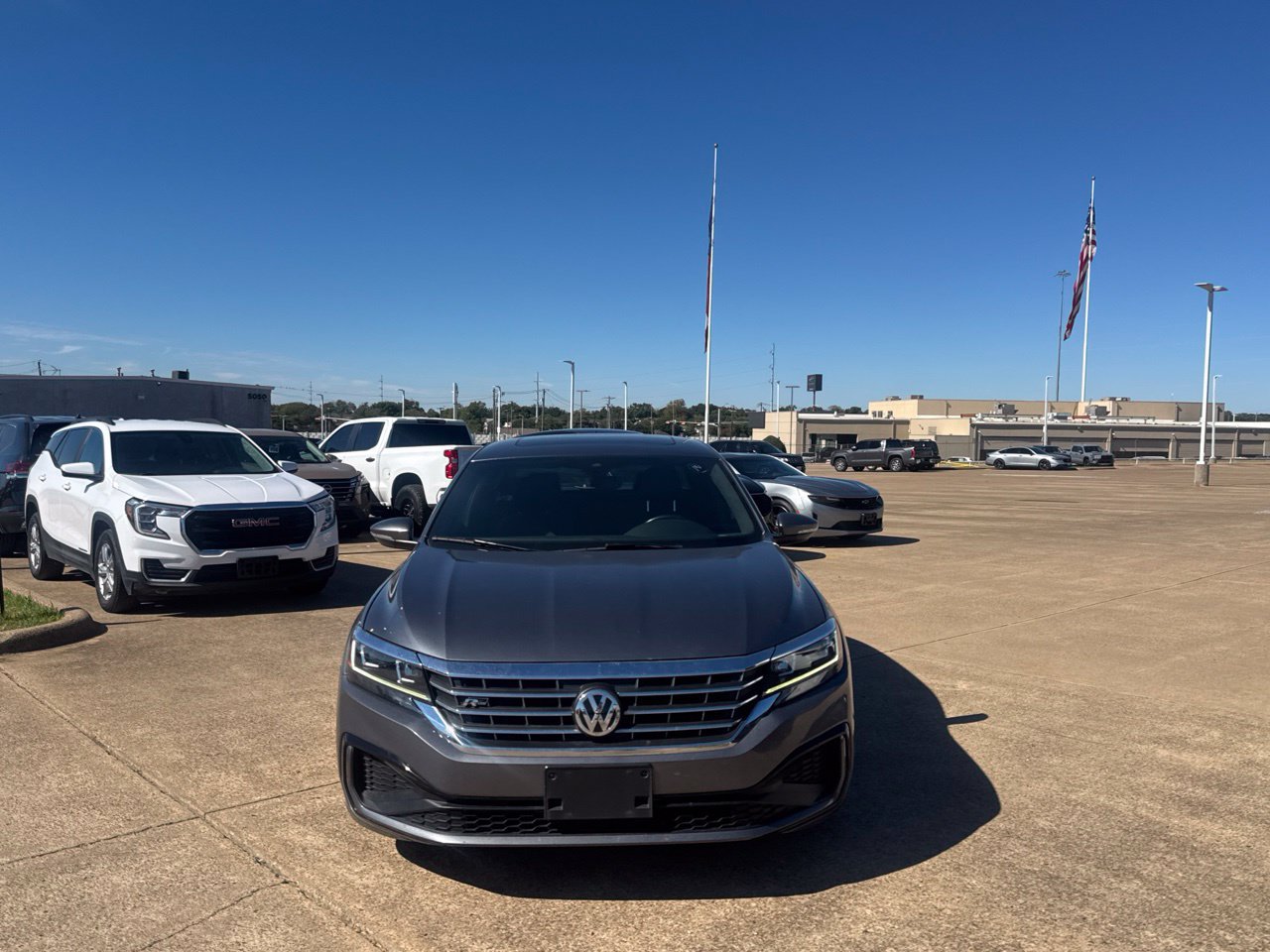 Used 2022 Volkswagen Passat 2.0T R-Line FWD image 7