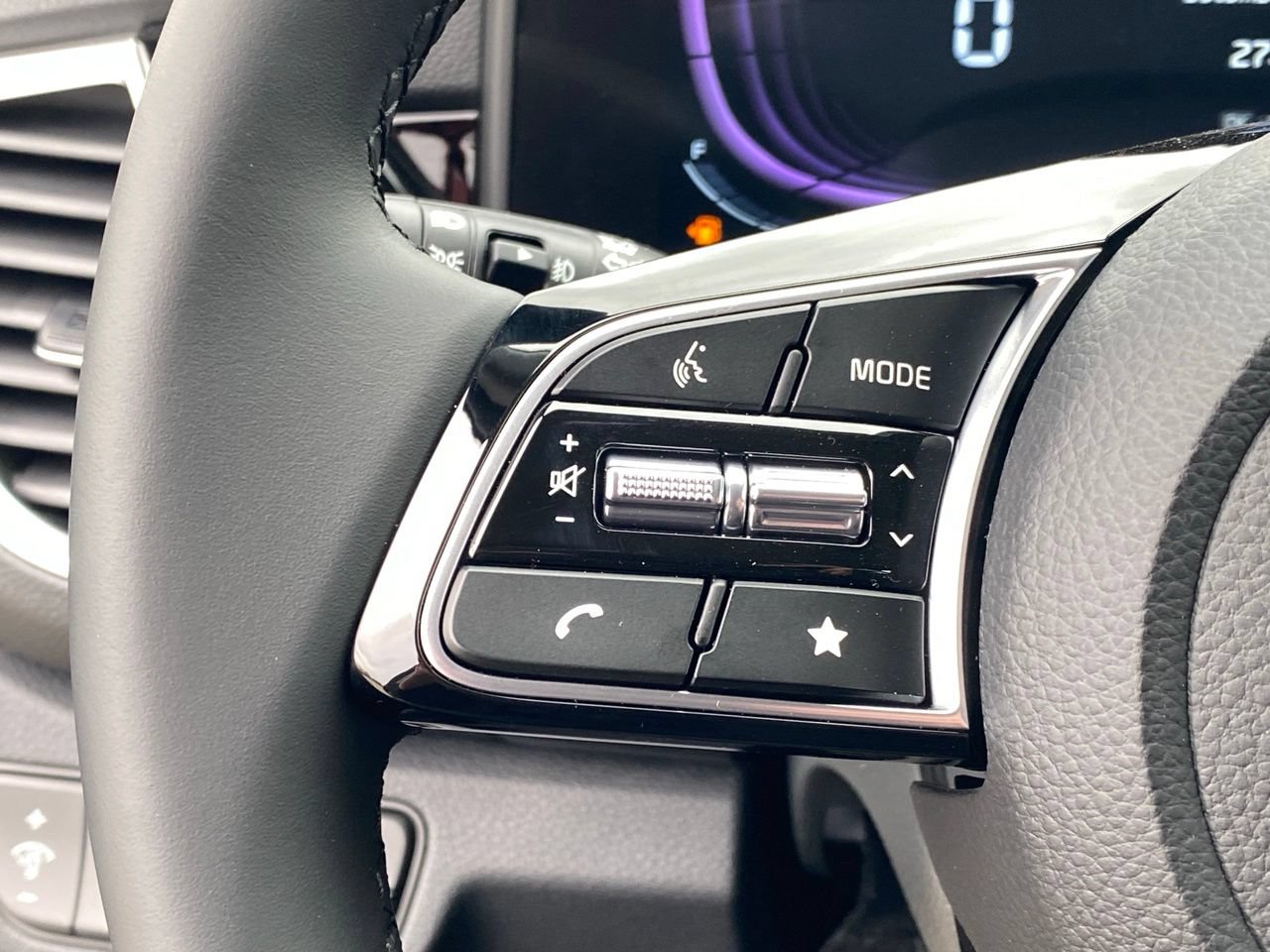 New 2026 Kia Seltos S FWD image 14