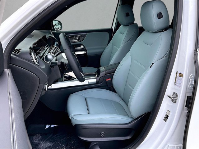 New 2026 Mercedes-Benz GLB 250 image 11