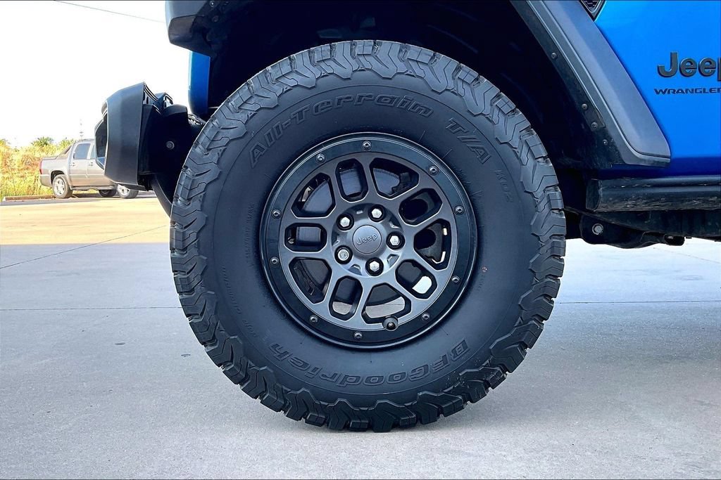 Used 2023 Jeep Wrangler Unlimited Sport AWD/4WD image 10