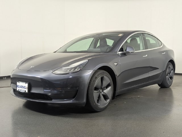 Used 2020 Tesla Model 3 Standard Range Plus RWD image 4