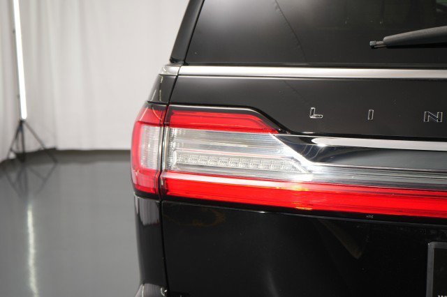 Used 2019 Lincoln Navigator Black Label AWD/4WD image 14