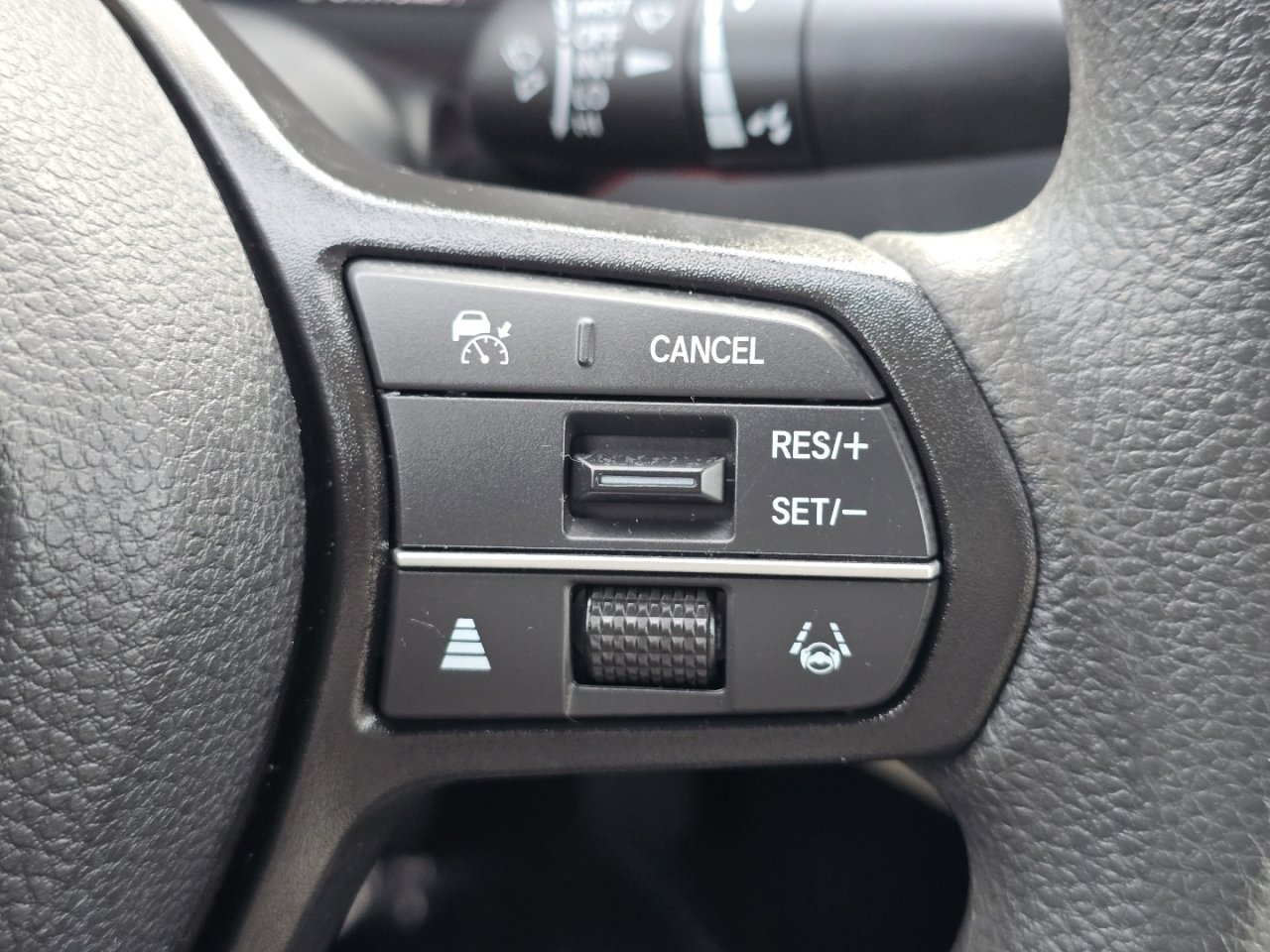 Certified 2024 Honda Accord EX image 32