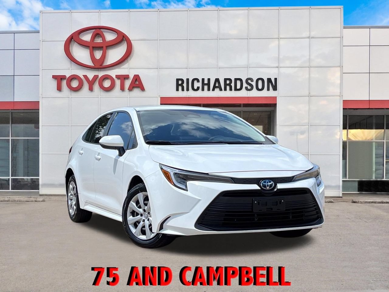 Used 2024 Toyota Corolla LE FWD image 1
