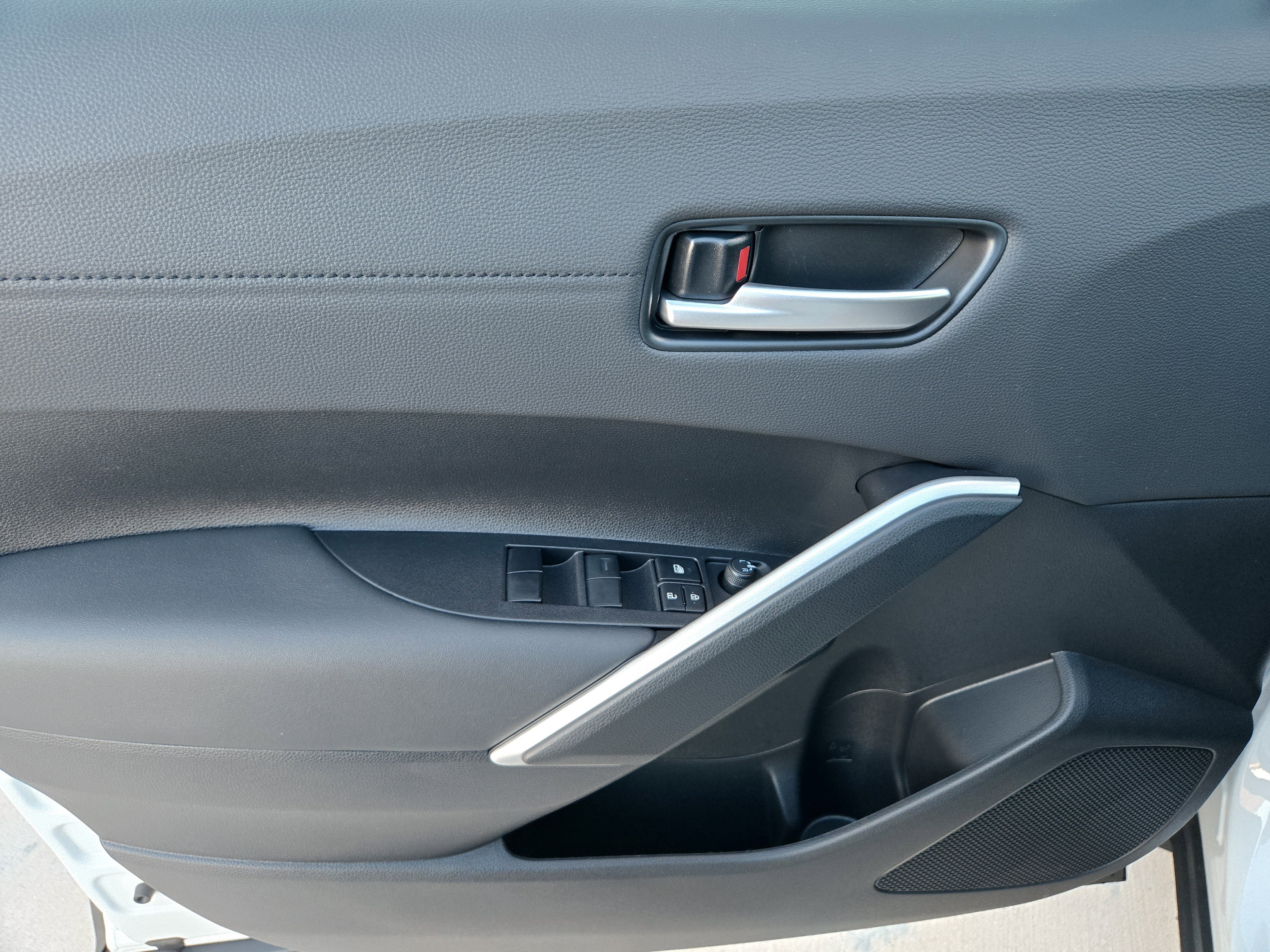 New 2026 Toyota Corolla Cross AWD Hybrid image 18