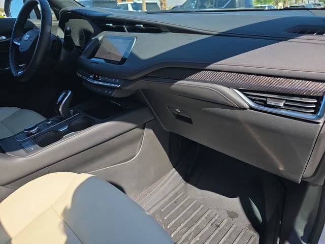 Certified 2022 Cadillac XT4 Sport image 29