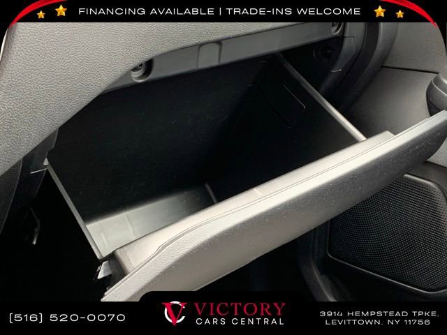 Used 2022 Ford Escape SE w/ SE Sport Appearance Package image 32