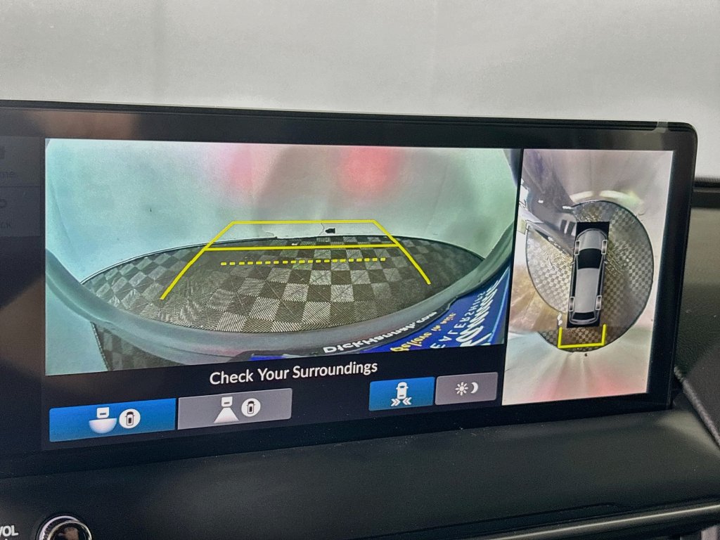 New 2026 Honda Pilot Touring image 17