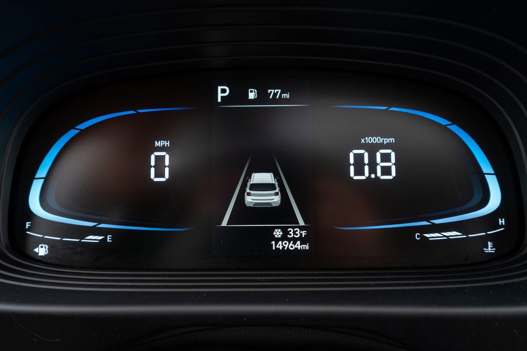 Certified 2023 Hyundai Venue SEL image 23