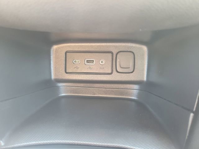 Used 2024 Chevrolet Equinox LT FWD image 33
