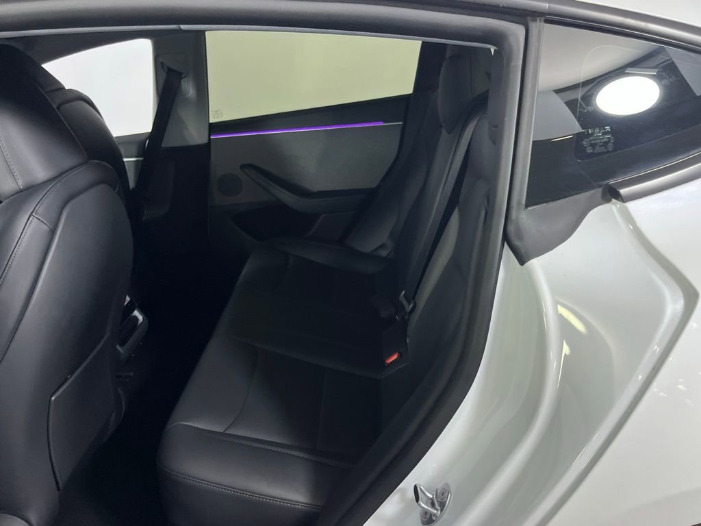 Used 2025 Tesla Model 3 Long Range image 26