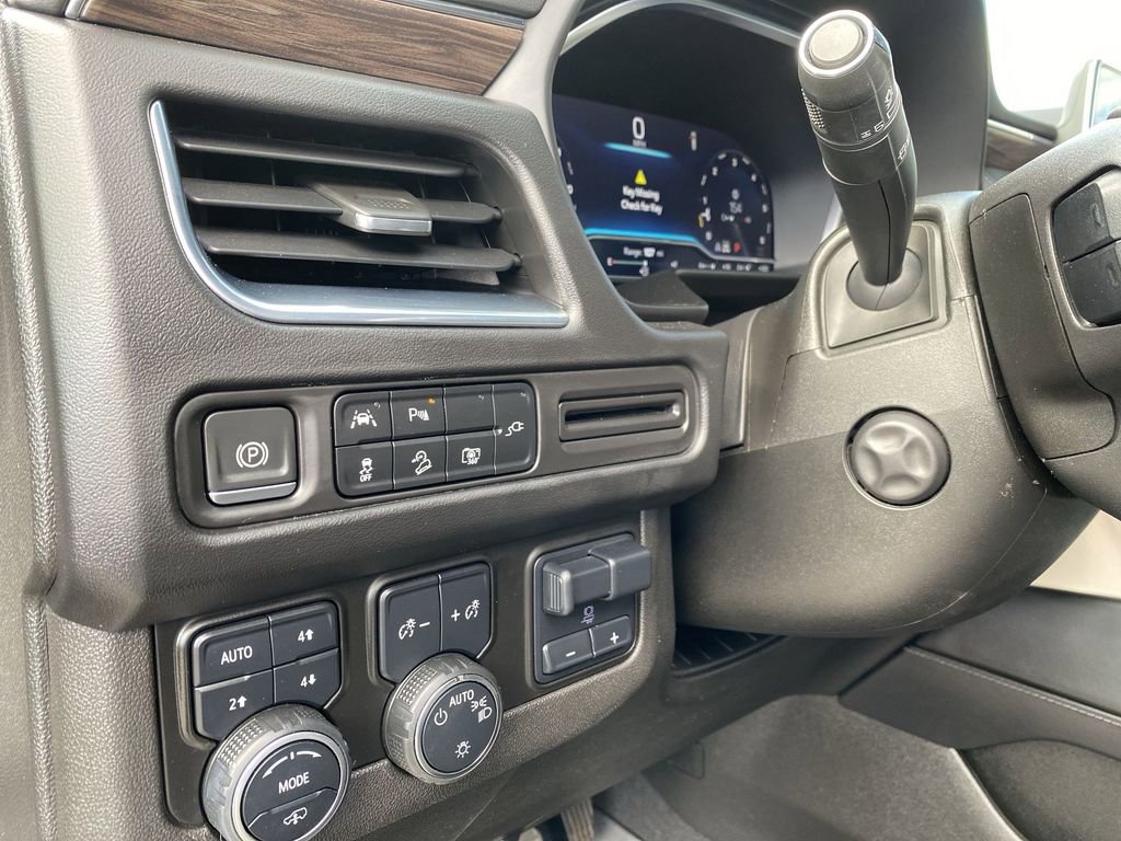 Used 2022 Chevrolet Tahoe Z71 w/ Z71 Off-Road Package image 18