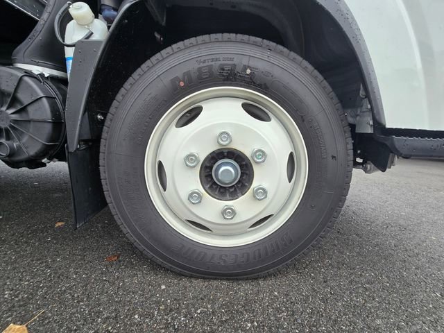 New 2024 Chevrolet Low Cab Forward 4500 XD image 9