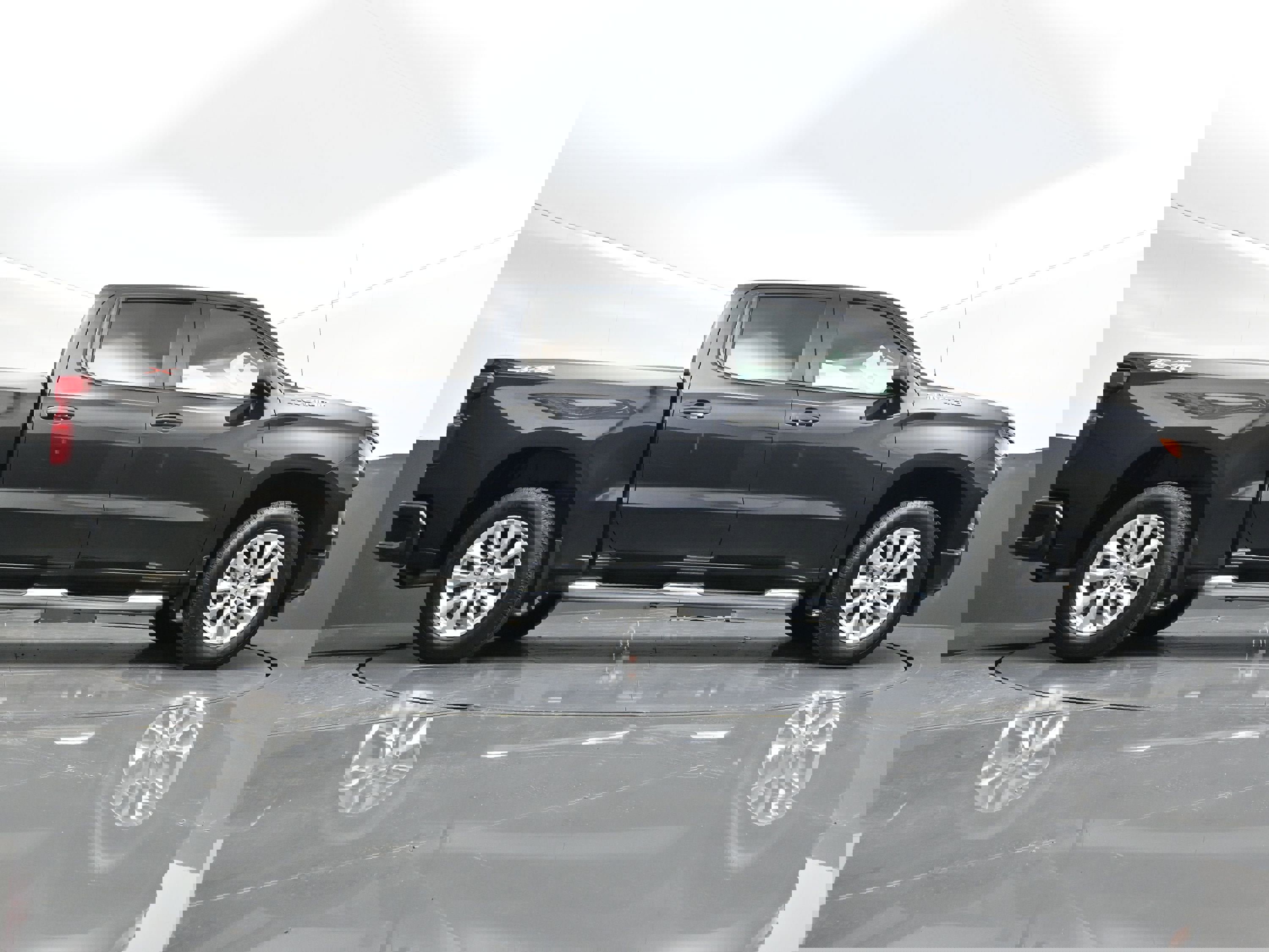 Certified 2023 Chevrolet Silverado 1500 Custom w/ LPO, Dark Essentials Package image 35