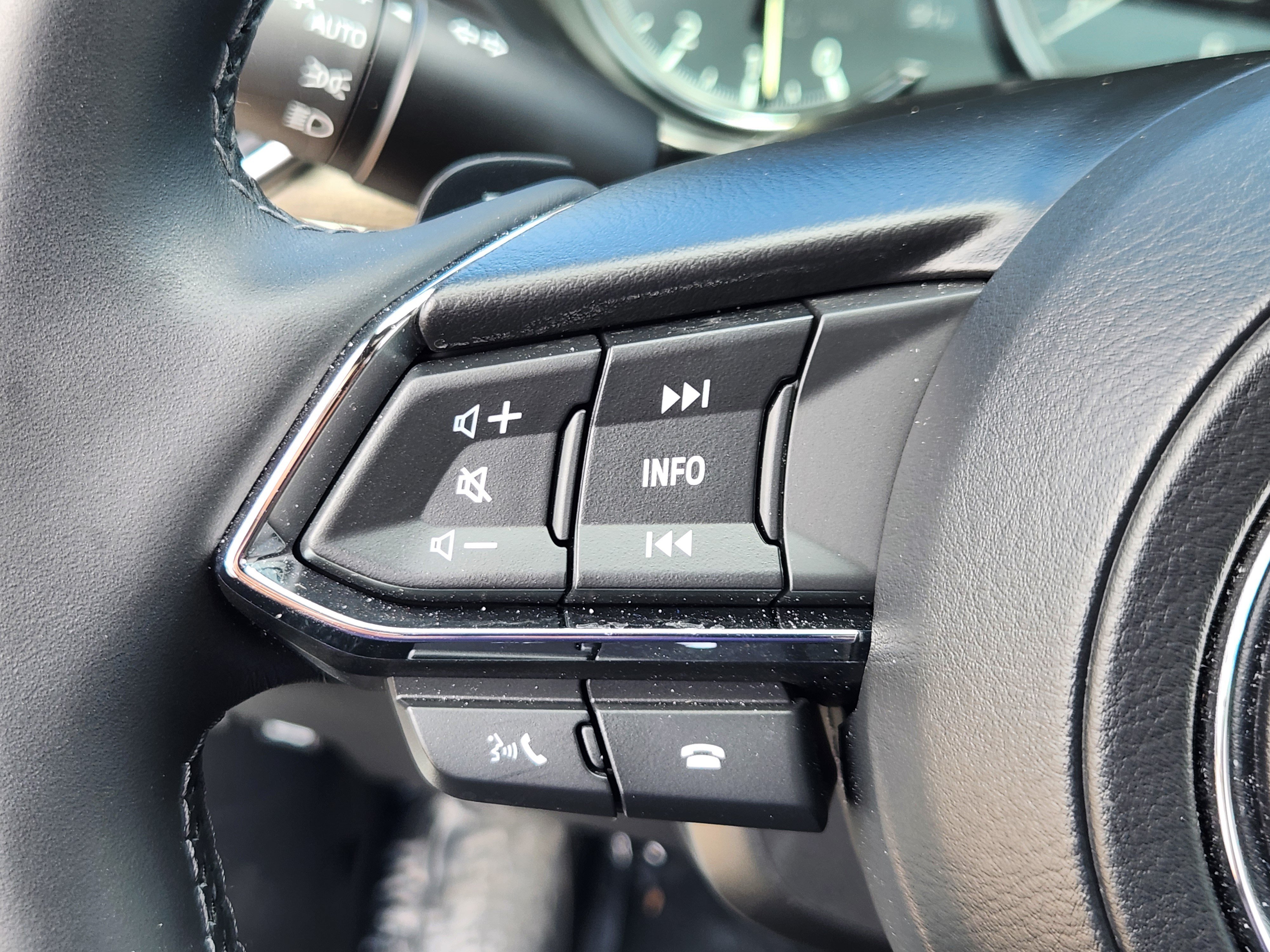 Certified 2025 MAZDA CX-5 Signature AWD/4WD image 24