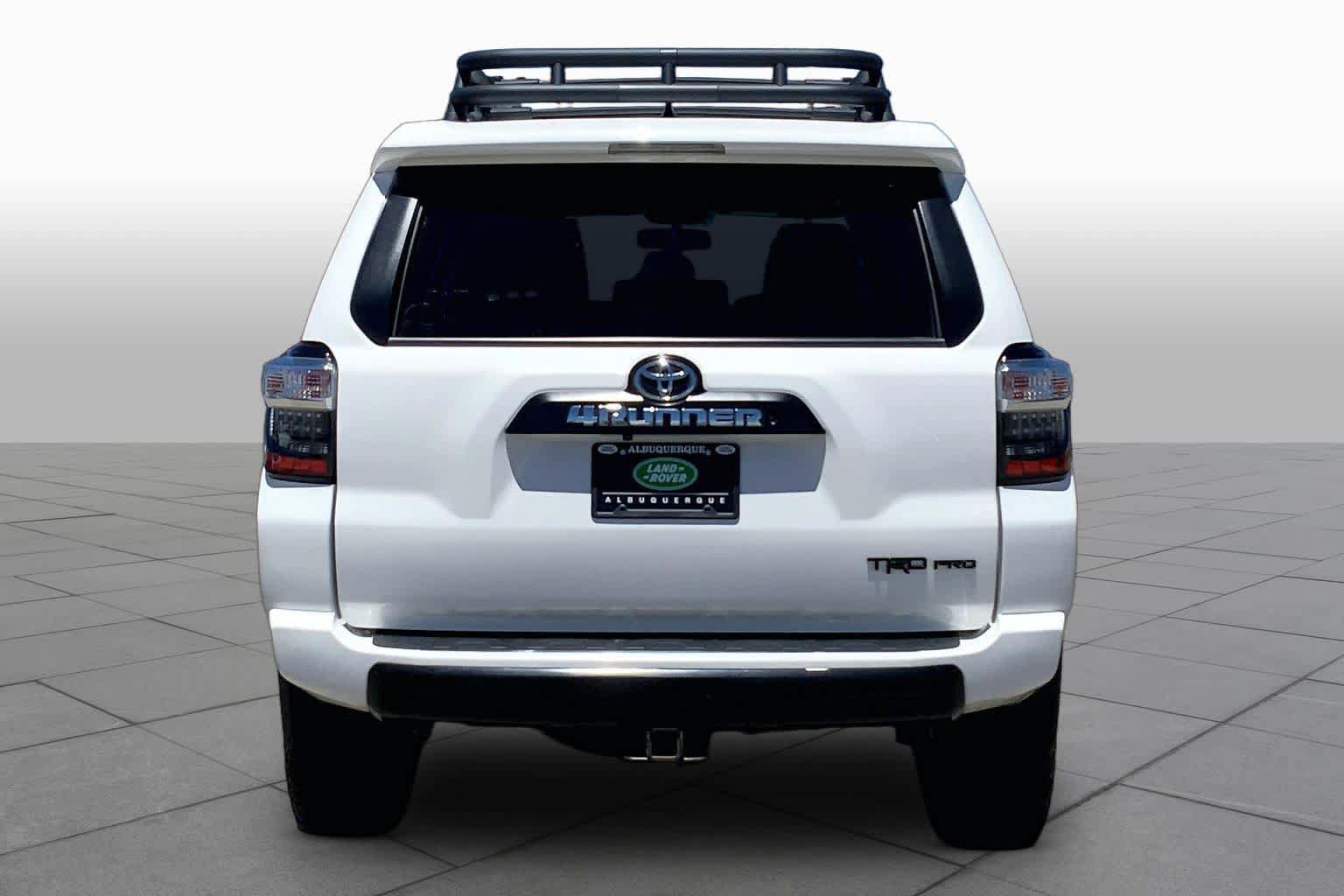 Used 2019 Toyota 4Runner SR5 AWD/4WD image 5