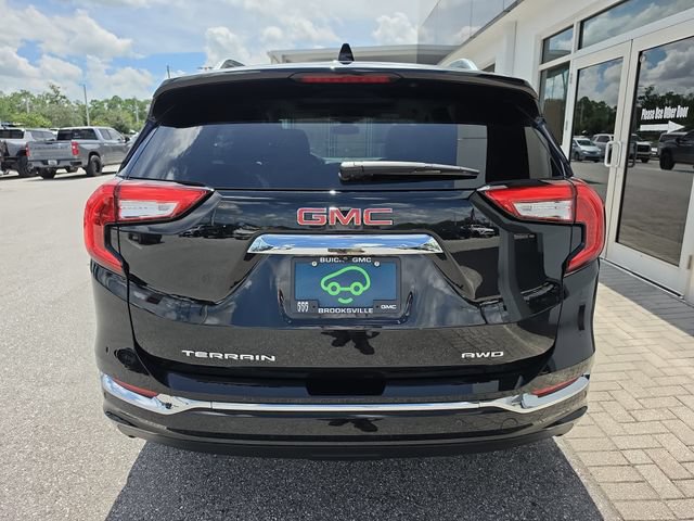 Certified 2024 GMC Terrain Denali w/ Black Diamond Edition AWD/4WD image 7