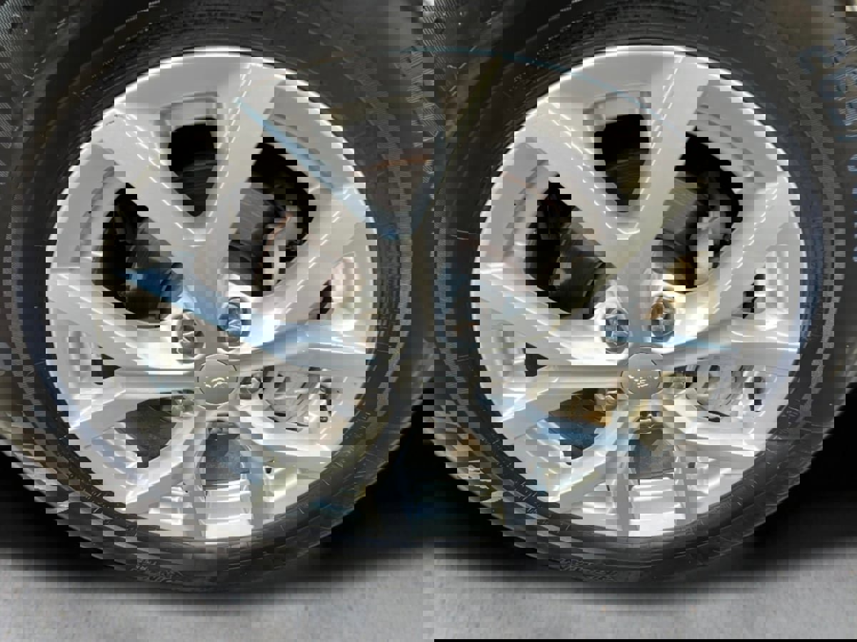 Used 2023 Jeep Grand Cherokee Limited image 23