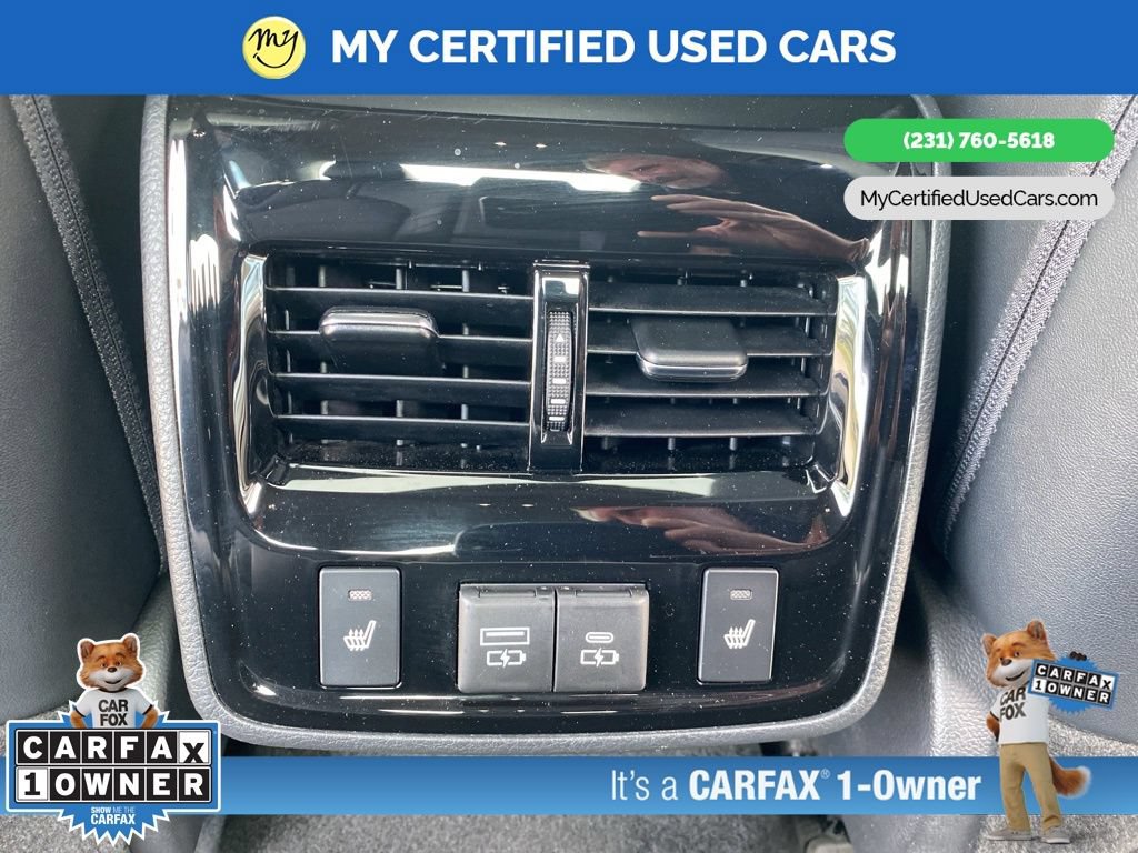 Used 2022 Toyota Avalon Limited FWD image 23