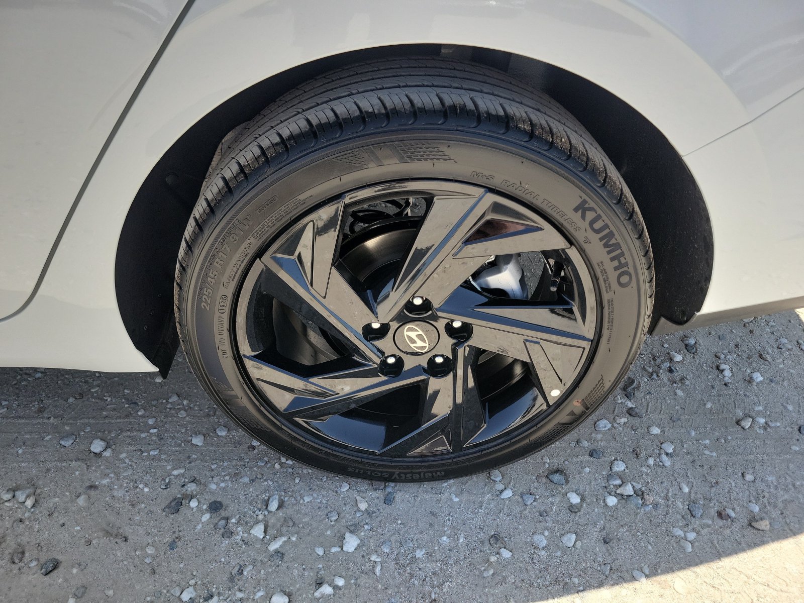 New 2026 Hyundai Elantra Sport FWD image 22