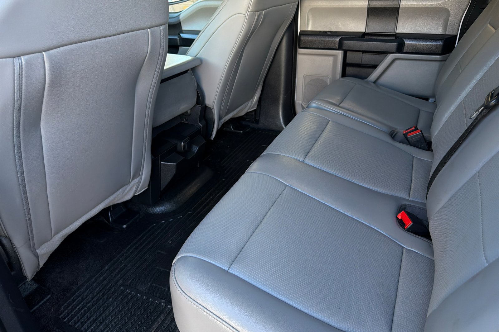 Used 2020 Ford F250 XL w/ STX Appearance Package AWD/4WD image 11