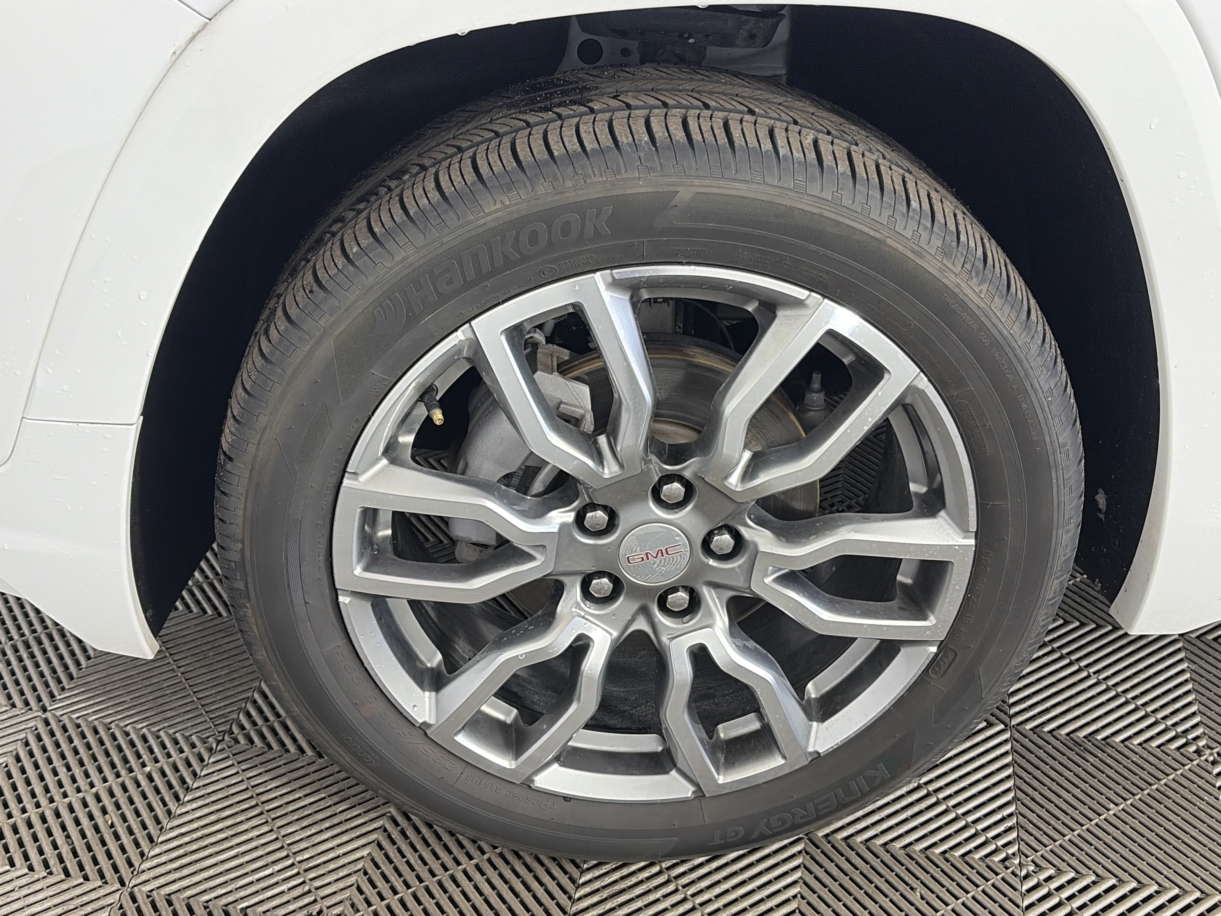 Used 2023 GMC Terrain Denali AWD/4WD image 13