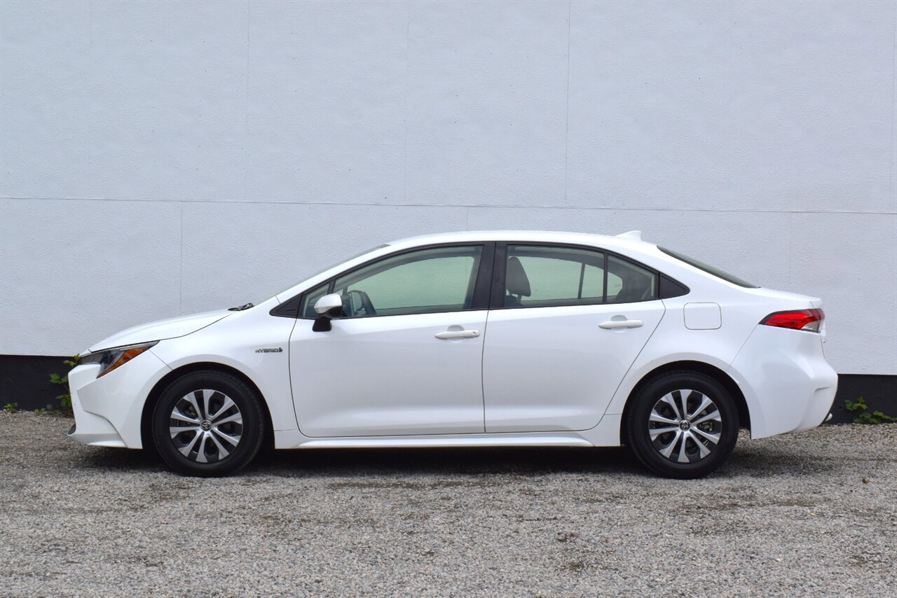 Used 2021 Toyota Corolla LE FWD image 9