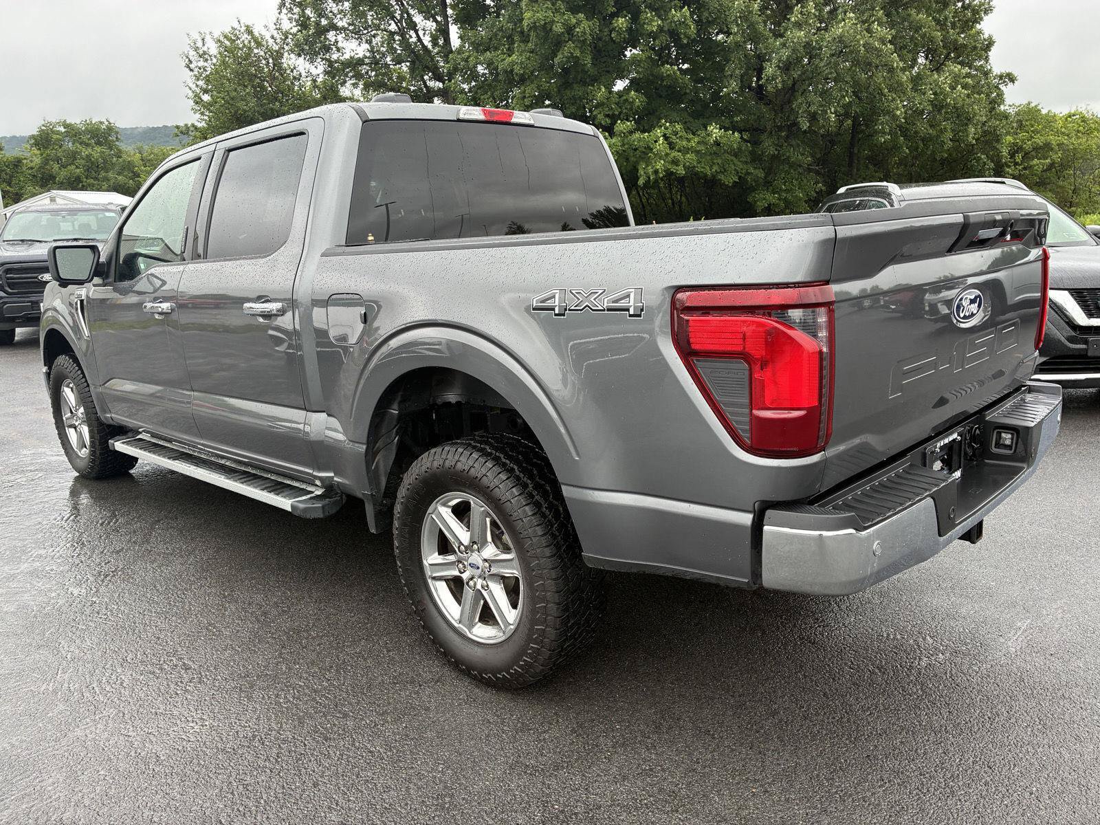 Used 2024 Ford F150 XLT AWD/4WD image 5