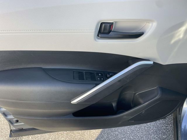 Used 2023 Toyota Corolla Cross LE FWD image 13