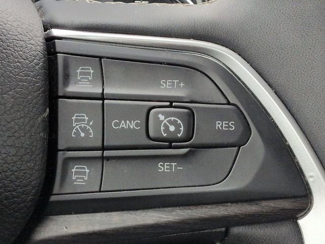 Used 2024 Jeep Grand Cherokee L Limited w/ Luxury Tech Group II image 21