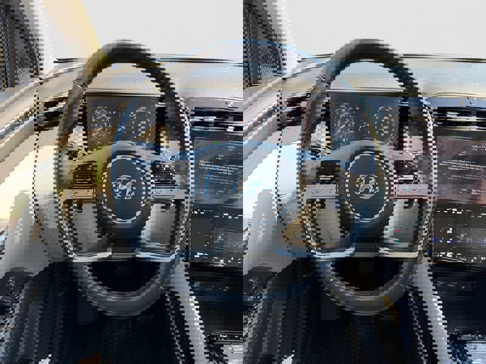 Used 2023 Hyundai Tucson Limited AWD/4WD image 13