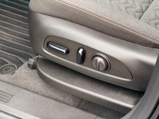 Certified 2024 Chevrolet Equinox LT w/ LPO, Floor Liner Package image 6