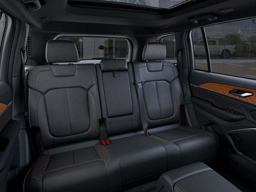 New 2026 Jeep Grand Cherokee Summit AWD/4WD image 15