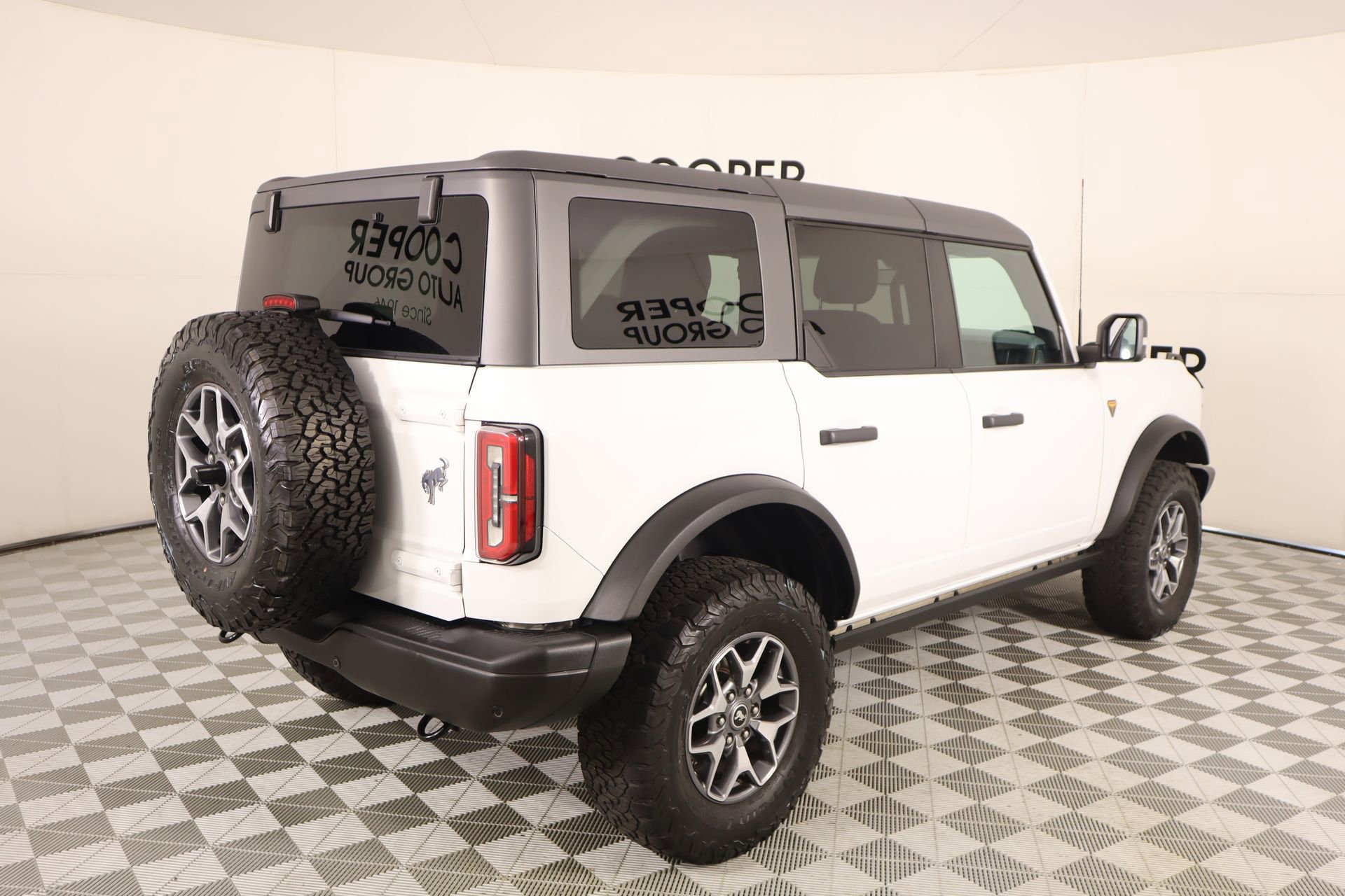 Used 2023 Ford Bronco Badlands AWD/4WD image 21