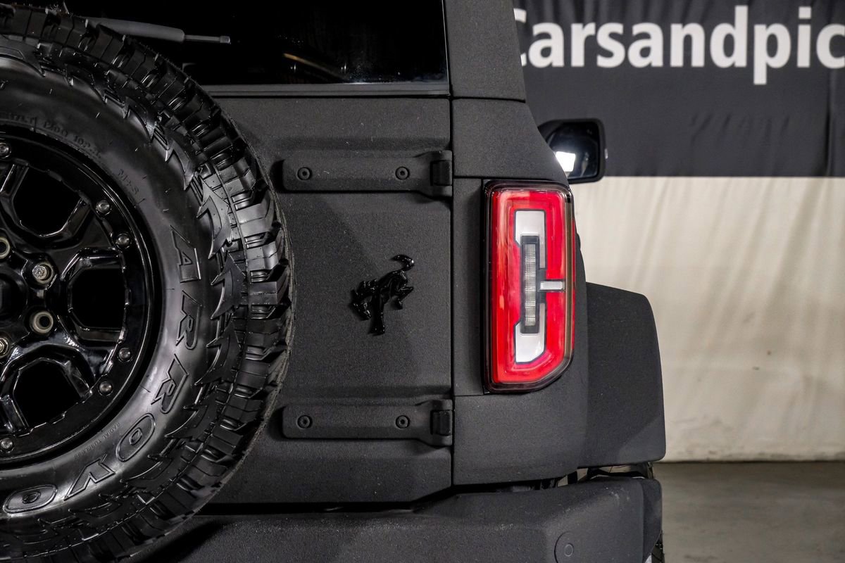 Used 2022 Ford Bronco Wildtrak image 40