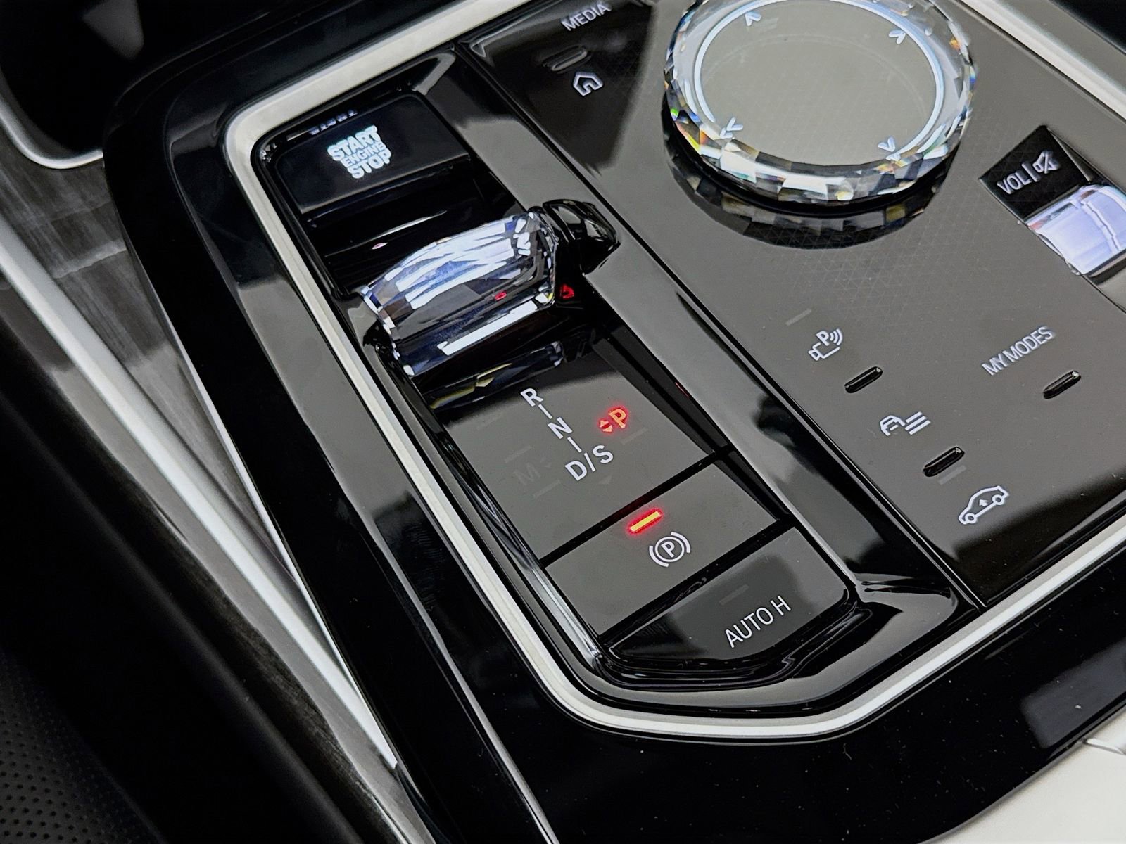 New 2026 BMW 760i xDrive image 17