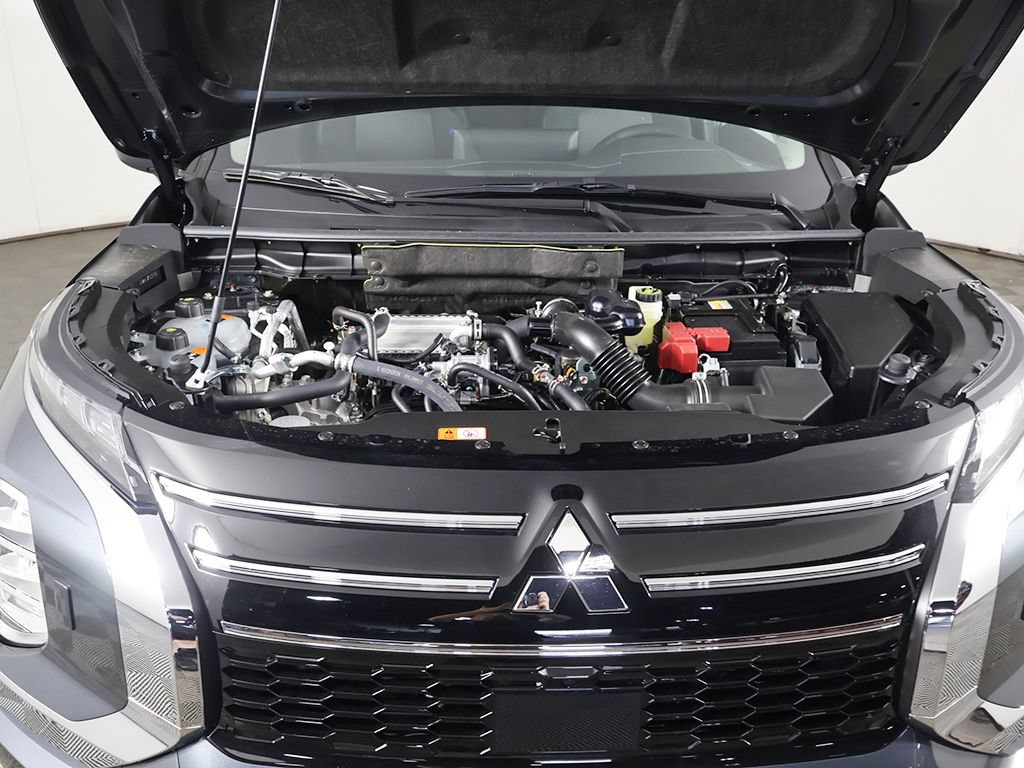 New 2026 Mitsubishi Outlander ES AWD/4WD image 19