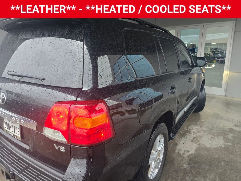 Used 2013 Toyota Land Cruiser image 3