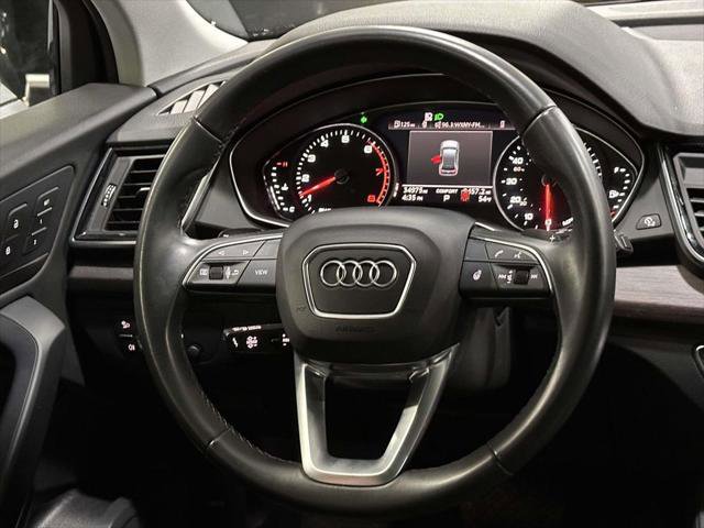 Used 2023 Audi Q5 2.0T Premium w/ Convenience Package AWD/4WD image 17