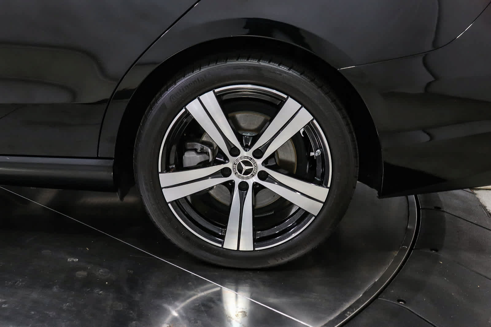 Certified 2024 Mercedes-Benz C 300 Sedan image 10
