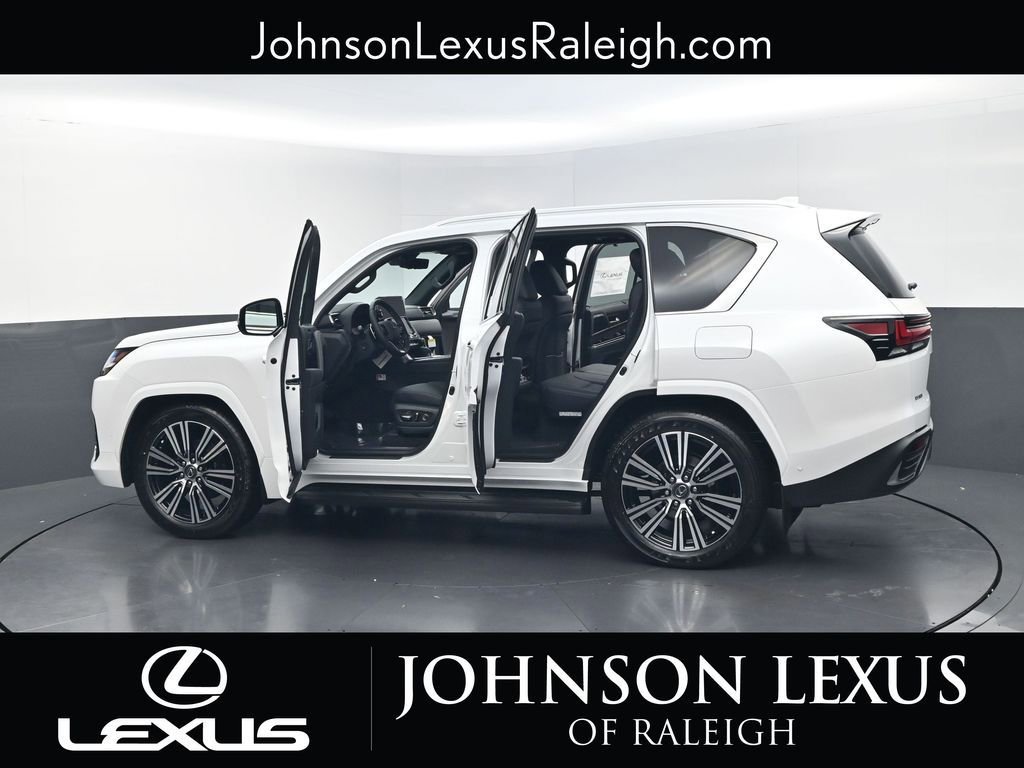 New 2026 Lexus LX 700h Luxury image 32