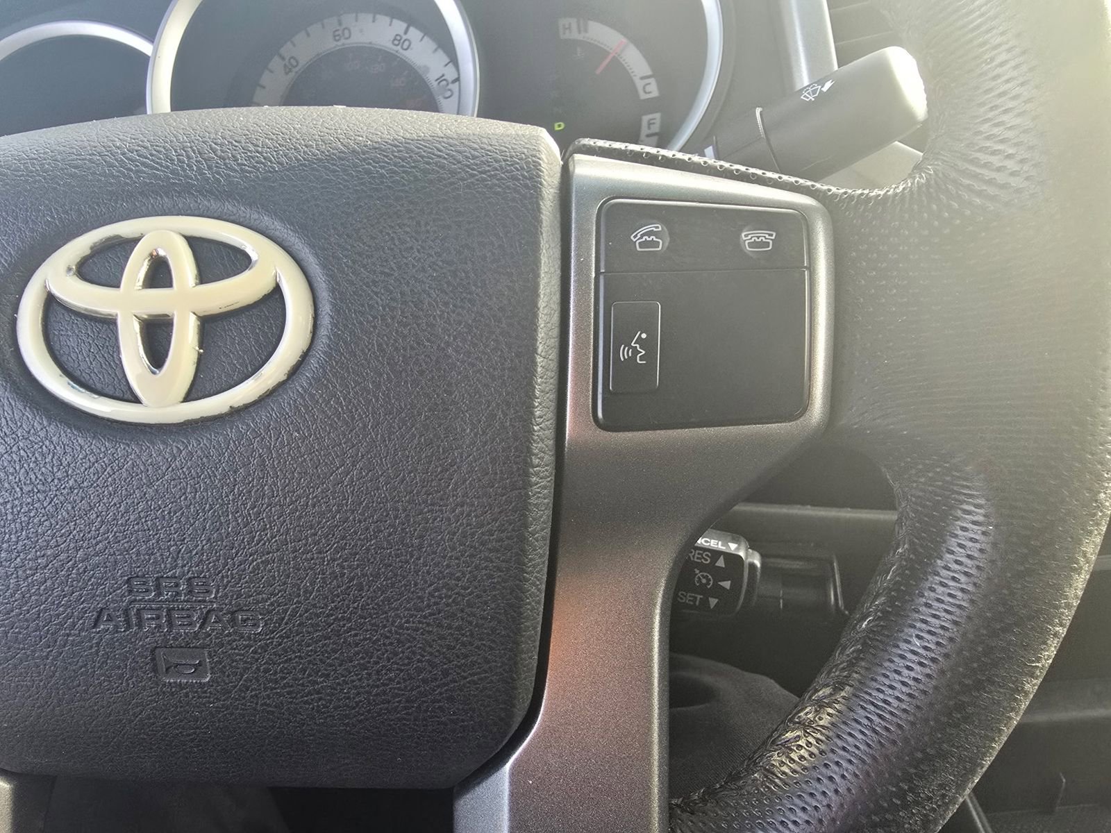 Used 2012 Toyota Tacoma 4x4 Double Cab w/ SR5 Pkg image 5