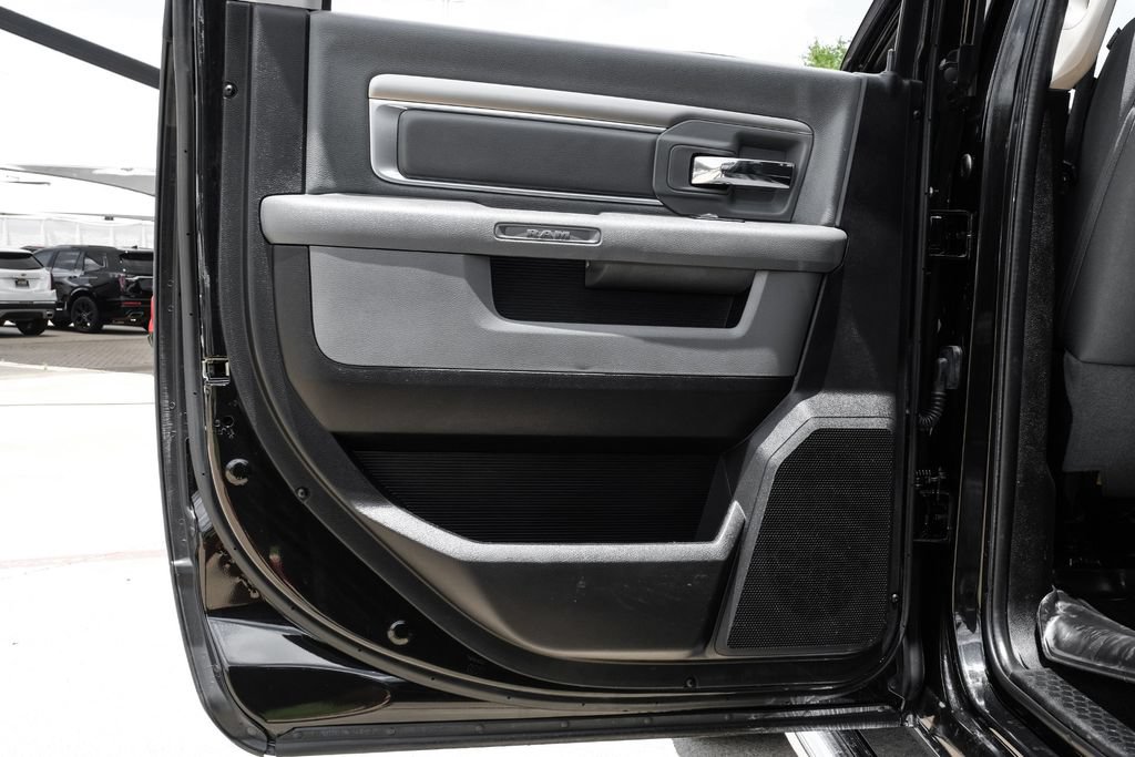 Used 2017 RAM 3500 Big Horn AWD/4WD image 46