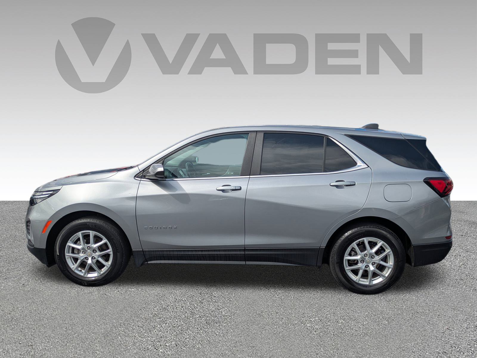 Used 2024 Chevrolet Equinox LT image 30