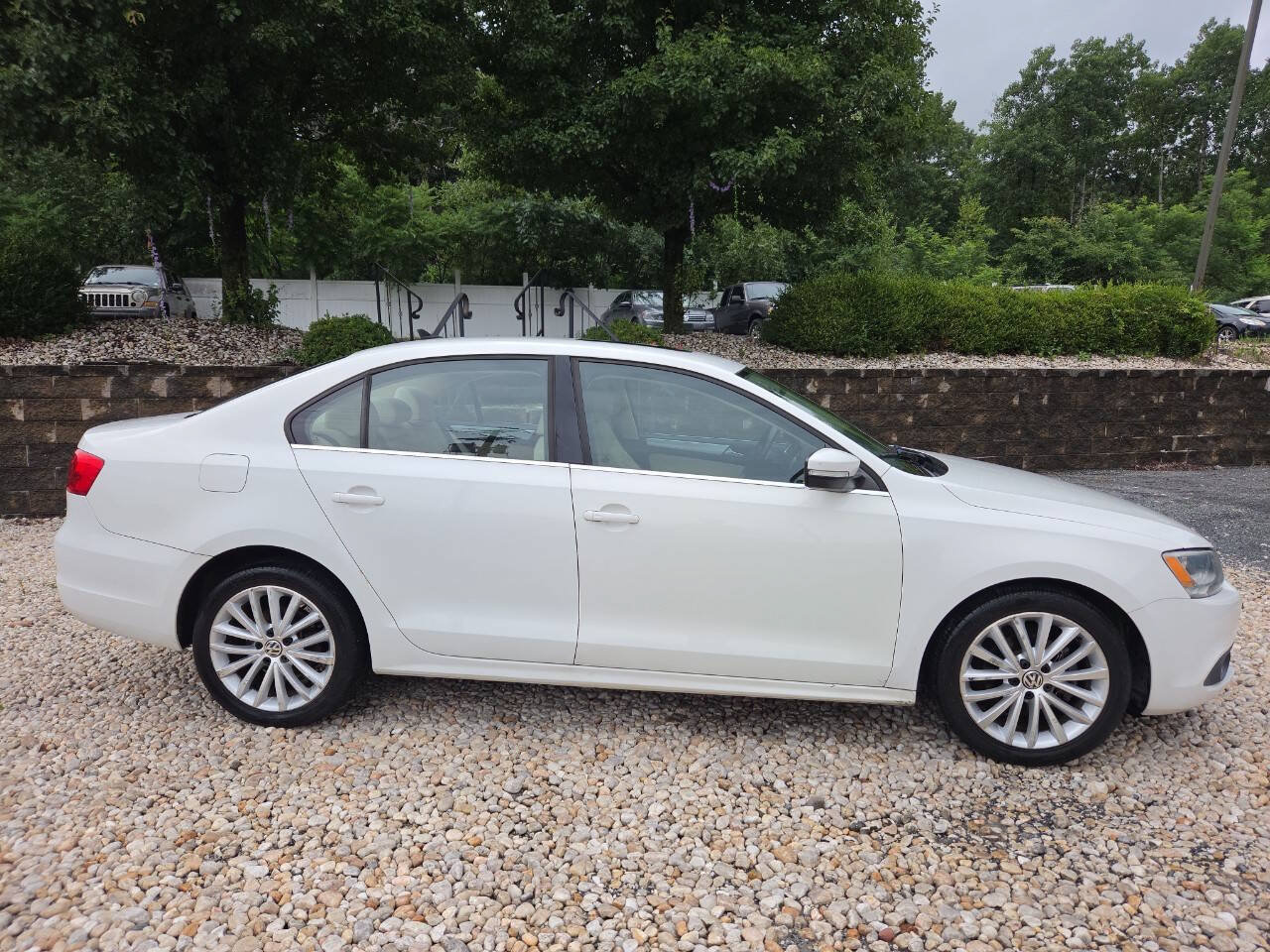 Used 2012 Volkswagen Jetta SEL FWD image 8
